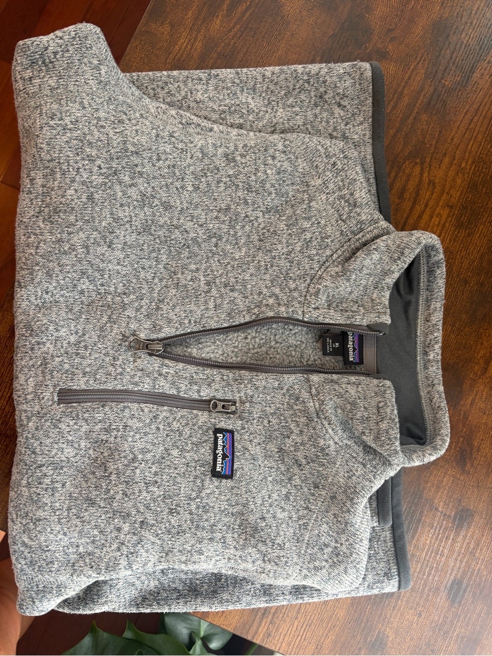 Patagonia YOUTH UNISEX Heather Gray Zip-Up Sweater